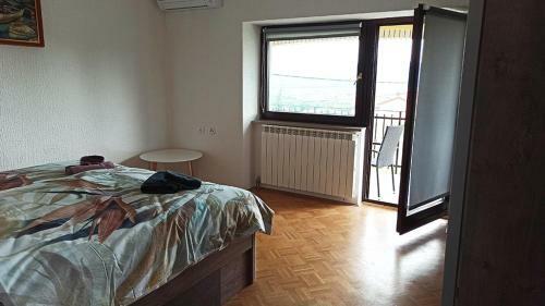 Apartma Montemoro 1