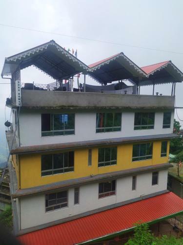 Aura Homes