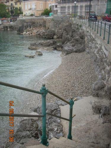 Apartment At Sea