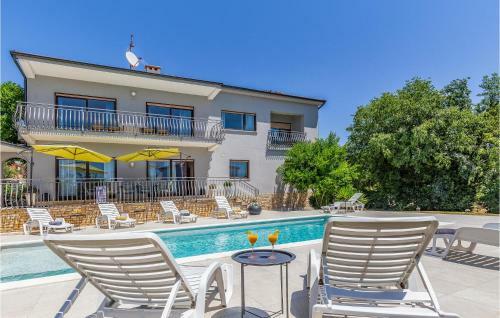 Beautiful Home In Medulin With Wifi And 5 Bedrooms