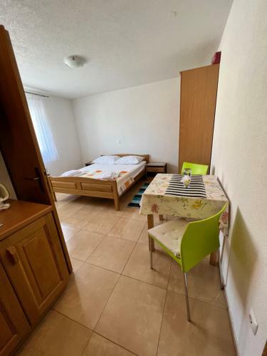 Hostal Beslic Apartments