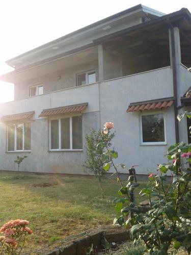 Apartments Ghedas