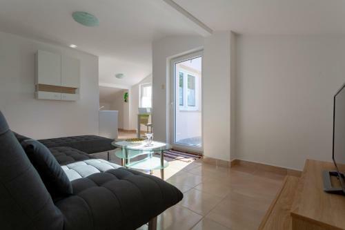 Apartments Katarina B