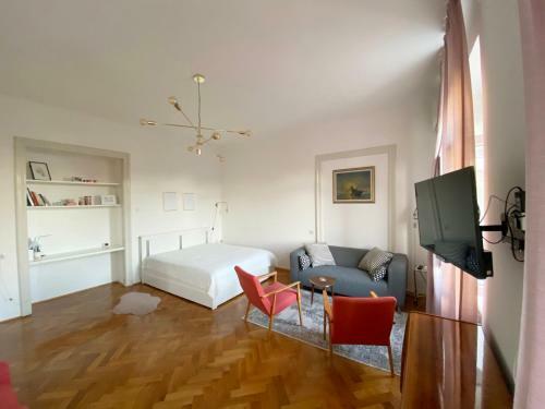 Bright Apartment 45m2 - Free Parking - Wifi