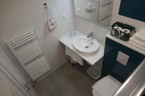 Hostal Vila Snje?ana Tu?epi