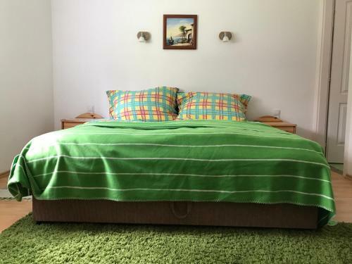 Elvira Apartman