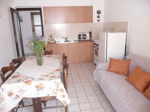 Apartment In Palit/insel Rab 17828