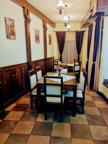Hostal Montana