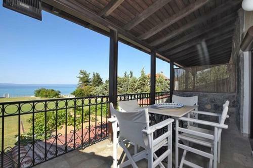 Villa Luxury Apartment In Ktima Gerostathi