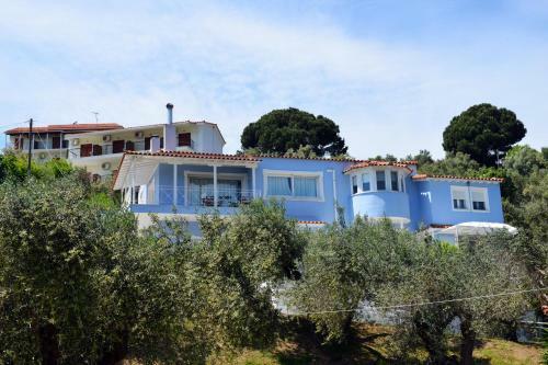 Orestis Suites