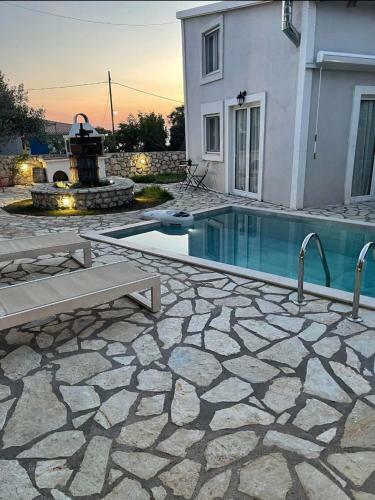Stathis Suite