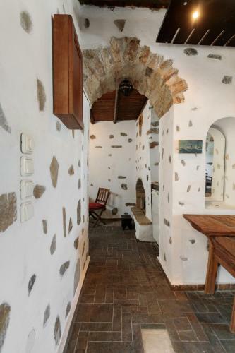 Halaros Castle