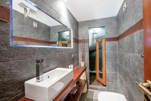 Villa Family Project Pool & Spa Suite