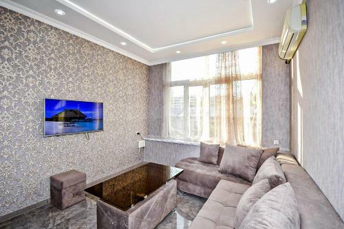 Luxury Apartment Just Near Republic Square