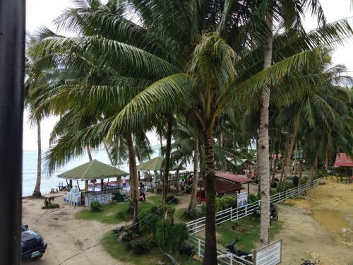 Hotel Rsk Beach And Accommodation