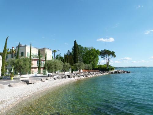 Apartamento Villa Cisano Residenza D'epoca