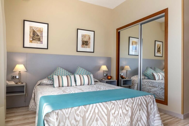 Hotel Iz�n Cavanna