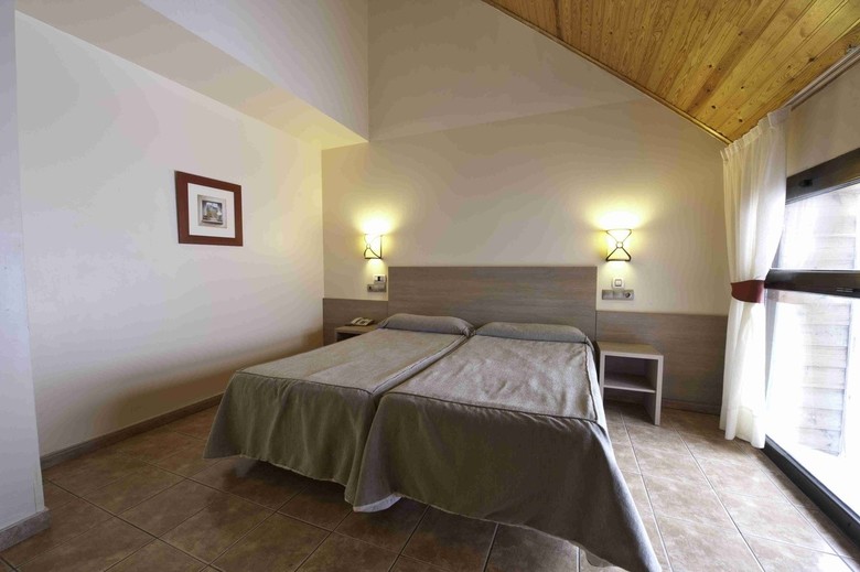 Hotel Port Aine 2000