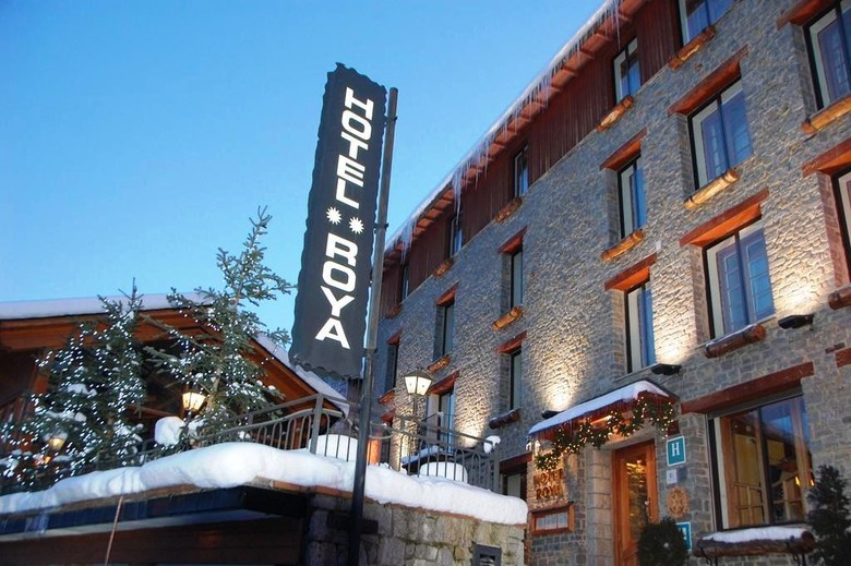 Aparthotel Roya