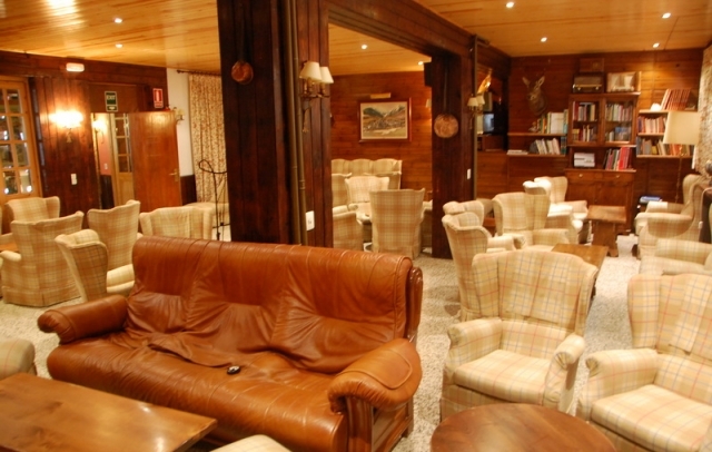 Aparthotel Roya