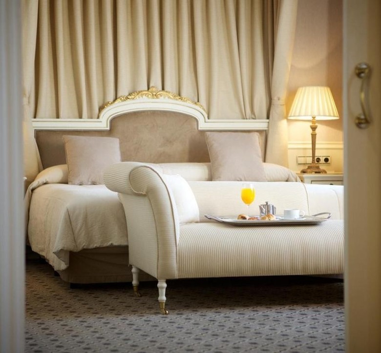 Hotel Eugenia De Montijo, Autograph Collection