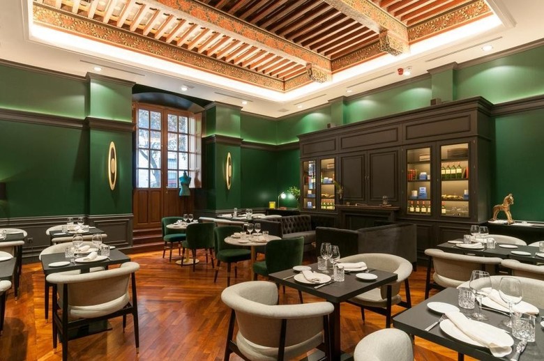 Hotel Eugenia De Montijo, Autograph Collection