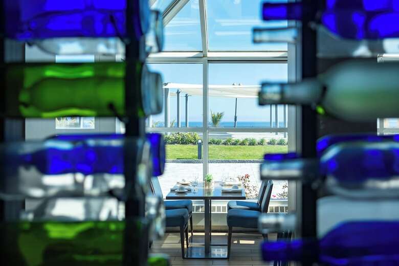 Hotel Ocean Place Resort And Spa