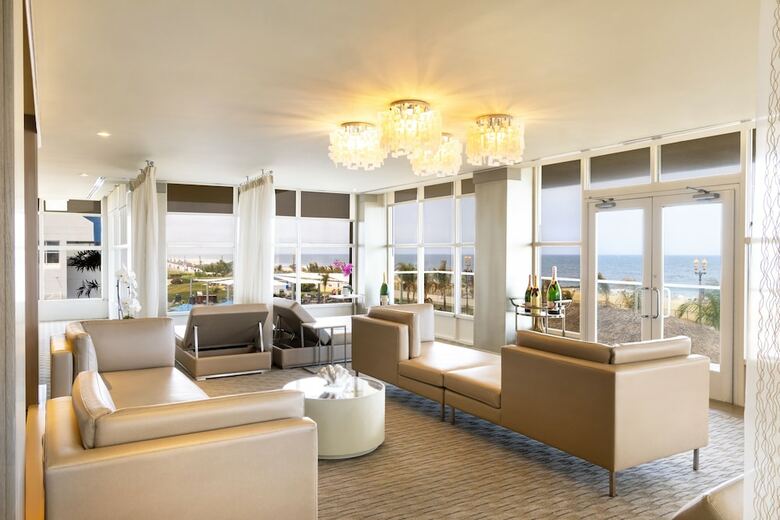 Hotel Ocean Place Resort And Spa