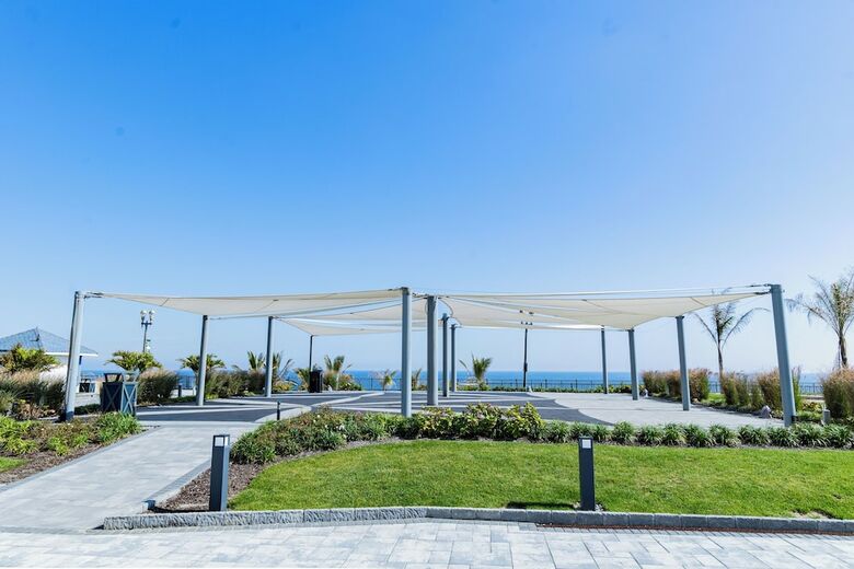 Hotel Ocean Place Resort And Spa
