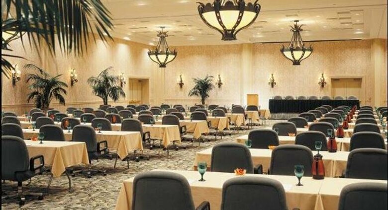 Hotel Ocean Place Resort And Spa