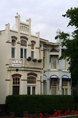 Hendrika Apartments