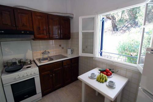 Kaminaki Apartments