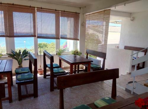 Apartments Galeb