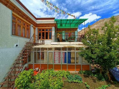 Hostal Yang-lha Guest House