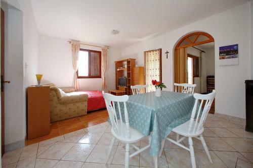 Apartments Vala