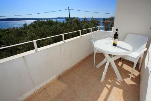 Apartments Vala
