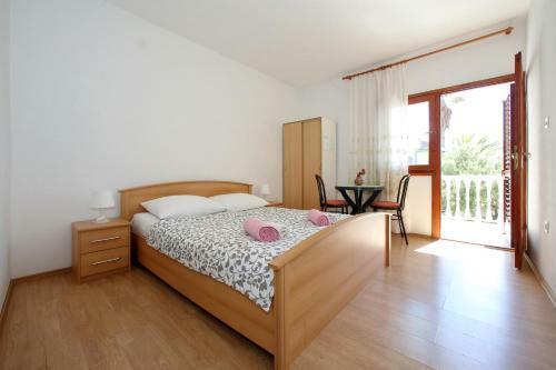 Apartments Vala