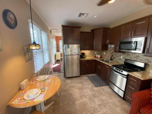 2101 Estero Blvd #3