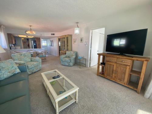 Strandview #304