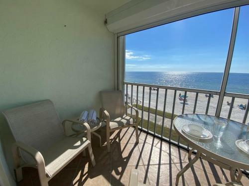 Strandview #304