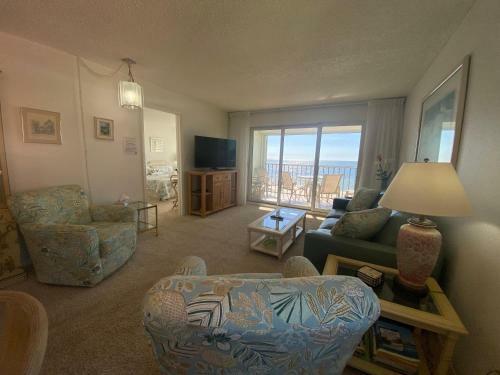 Strandview #304