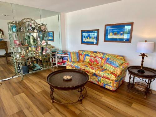 21530 Madera Rd - Bay Front Pool Home
