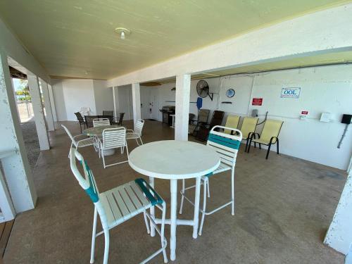 21530 Madera Rd - Bay Front Pool Home