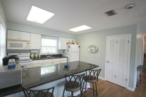 122 Falkirk Island Cottage