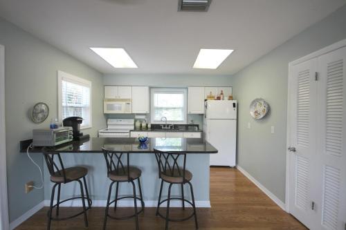 122 Falkirk Island Cottage
