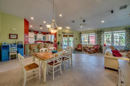 134 Virginia Avenue - Seahabilitate