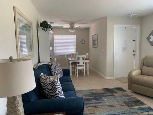 4850 Coral Road
