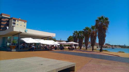 Sesimbra Sea Apartment Shared Pool & Beach