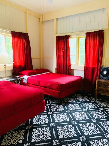 Wild Ginger Hotel