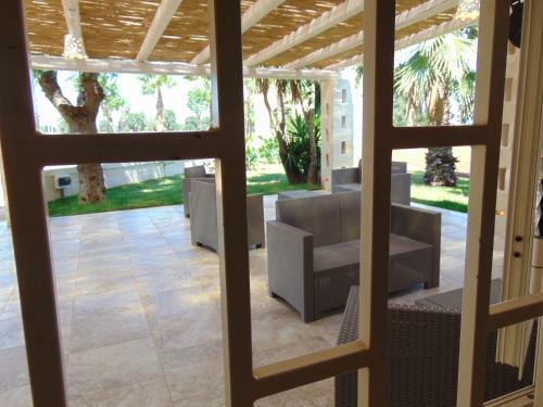 Tropical Palm Villa